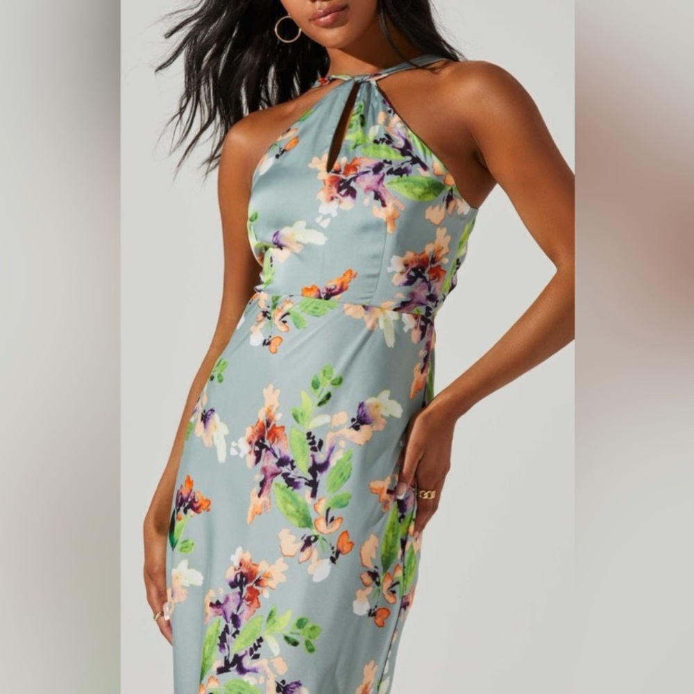 Astr The Label Sandrine Floral Halter Tie Open Back Midi Dress - Picture 2 of 10